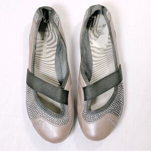 Clarks Womens Idyllic Pump Elasticated Strap Beaded Leather Brown Black Sz 5D UK